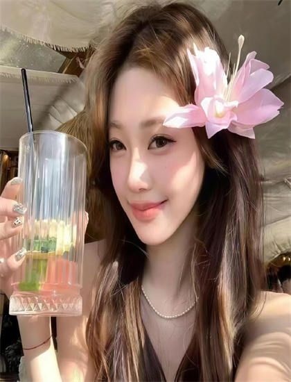 从歌舞片角度解读《常识树》：的叙事结构与视觉语言 ——带你领略歌舞片的魅力